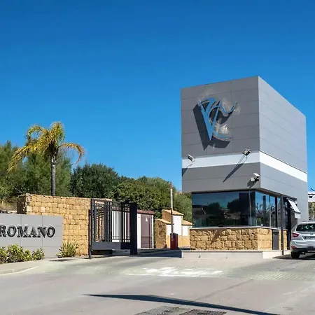 Valle Golf -next To The Golf Course And Very Close To The Apartamento Estepona