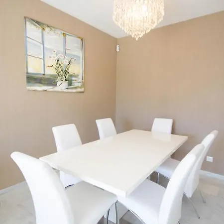 Apartment Valle Golf -next To The Golf Course And Very Close To The Estepona