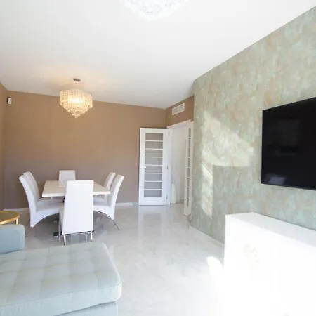 Valle Golf -next To The Golf Course And Very Close To The Estepona